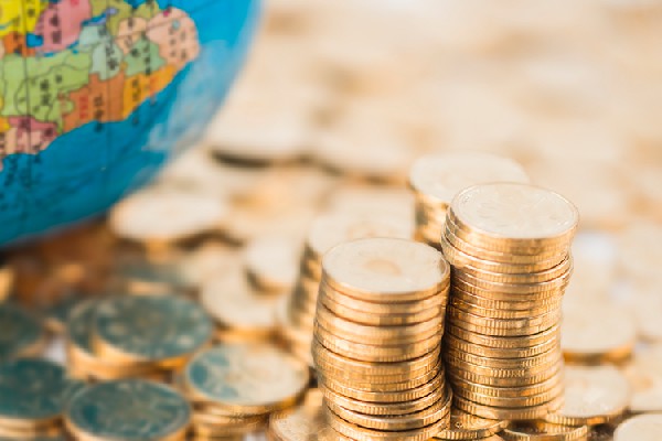 洪森：2025年柬埔寨经济预计增长5.2%